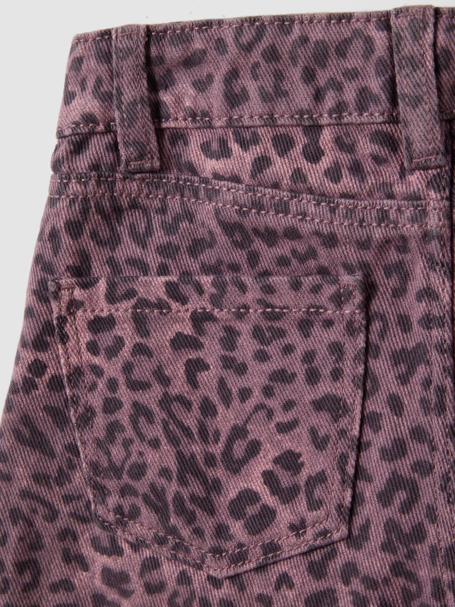 Ružičaste slim fit kratke hlače s animal printom od čistog pamuka za djevojčice_3