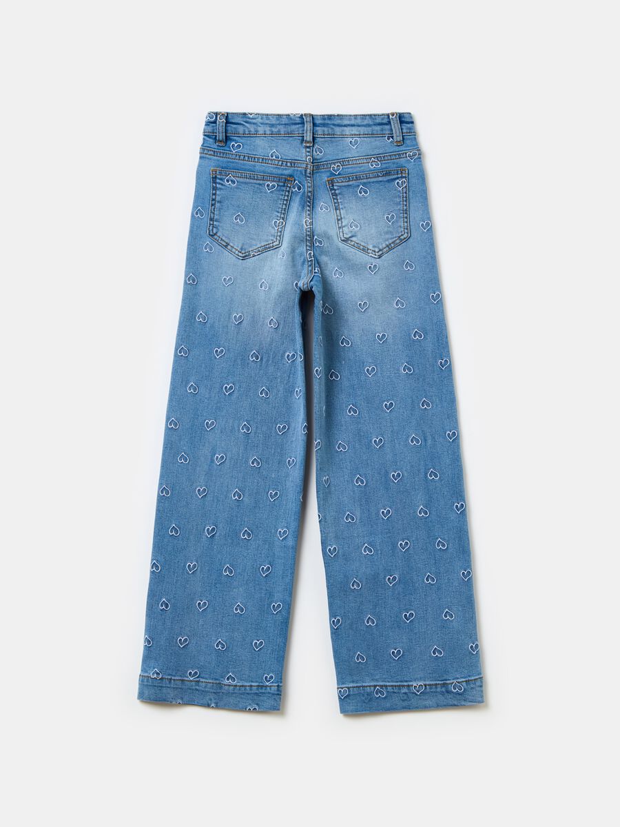 Jeans culotte con ricamo cuori_1