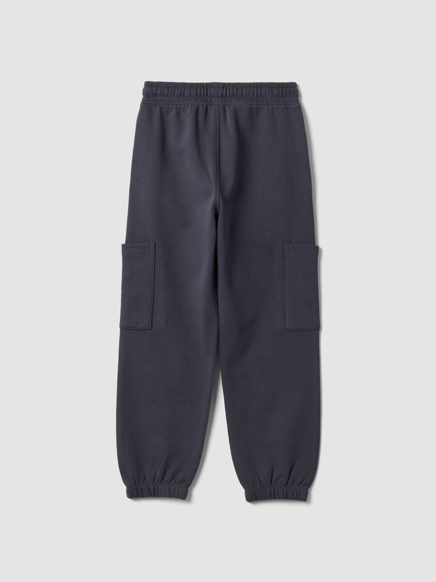 Pantaloni jogger grigi in puro cotone organico con tasche cargo per bambino_1