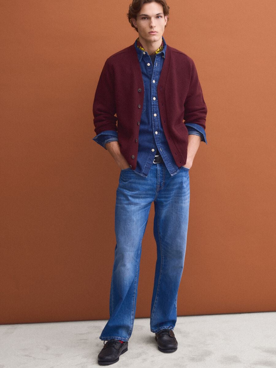 Red wool-blend cardigan with deep V-neck_1