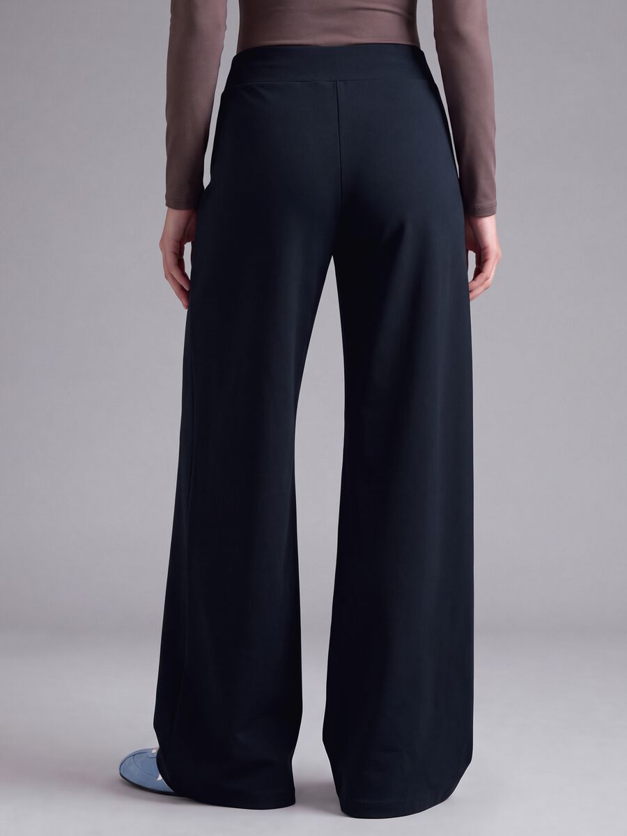 Blaue Wide-Leg-Hose aus Stretchmaterial ALTAVIA STUDIO_3