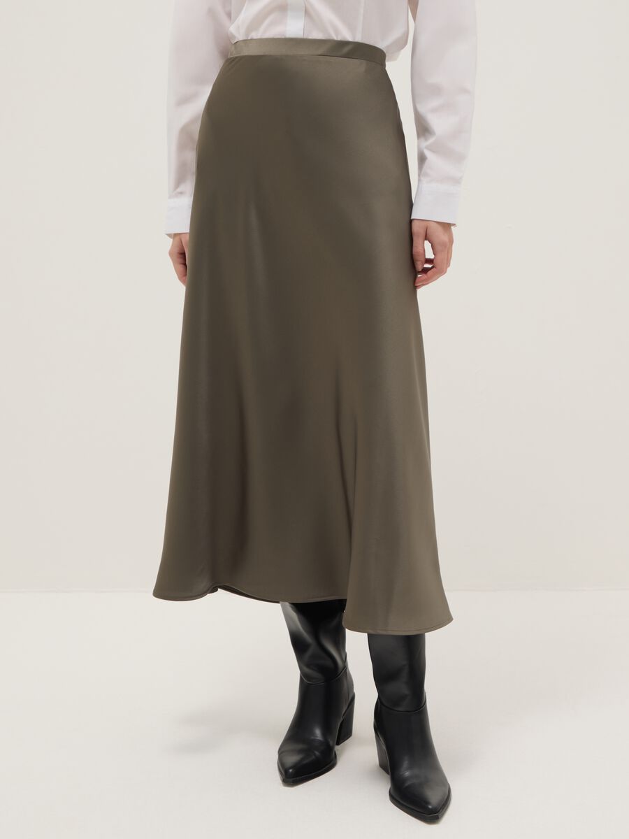 Grey satin skirt with regular fit and elastic waist_1