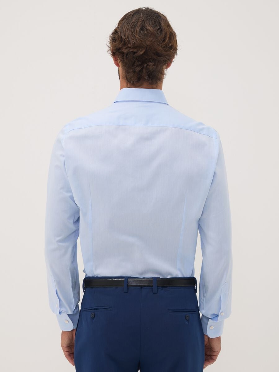 Light blue pure compact cotton shirt with classic collar, slim fit_3