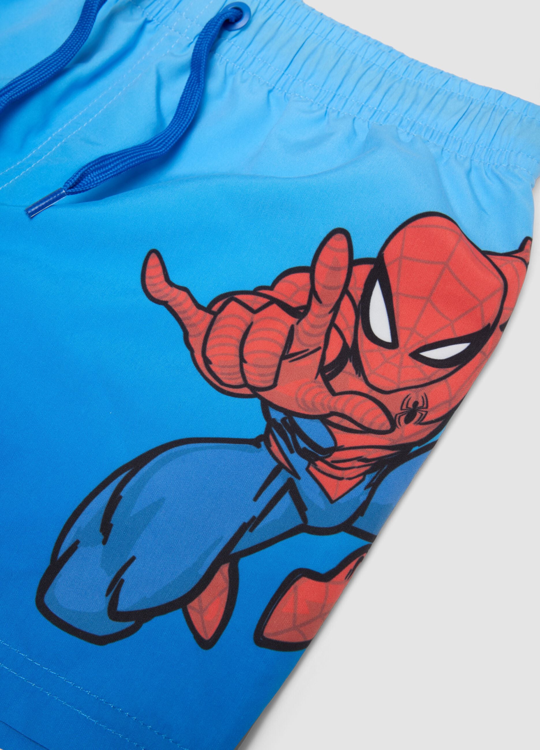 Blaue Badeshorts mit Spider-Man-Print