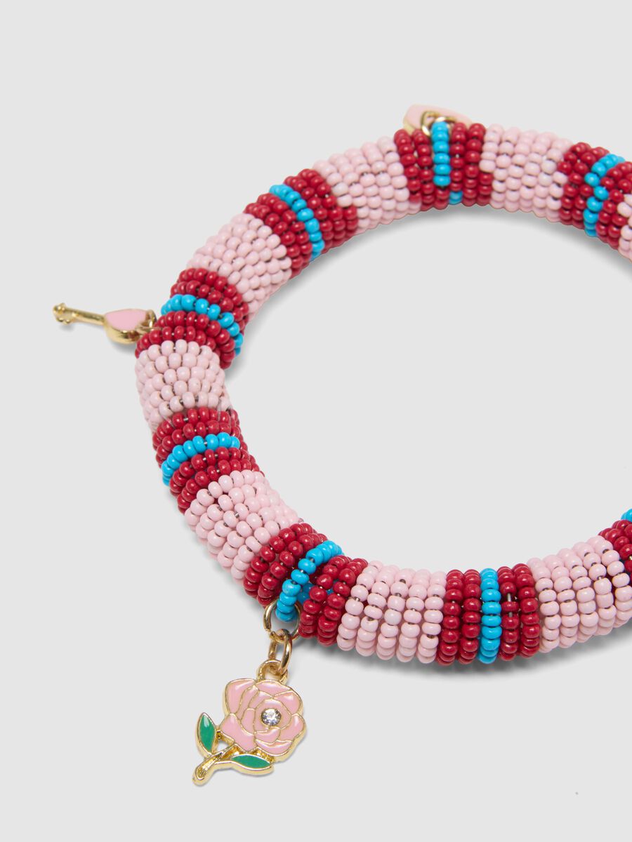 Multicolour glass bead bracelet with charms_1