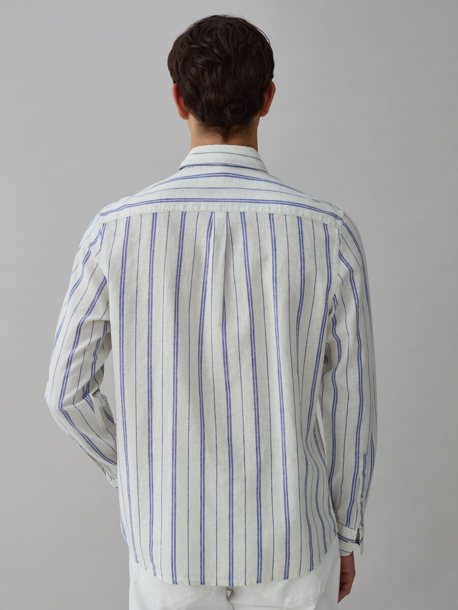 Camicia regular fit in lino e cotone a righe_2