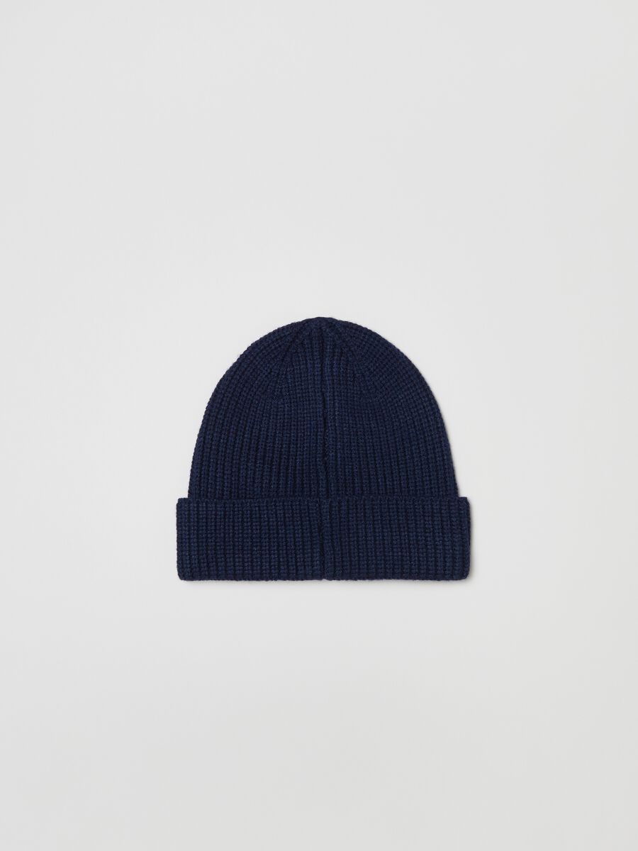 Ribbed hat with patch and fold_1