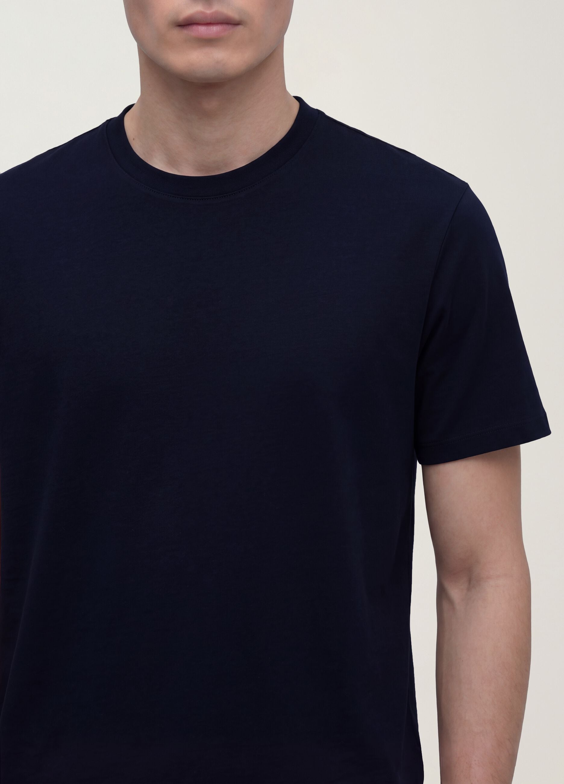 Black mercerised pure cotton regular-fit crew-neck T-shirt