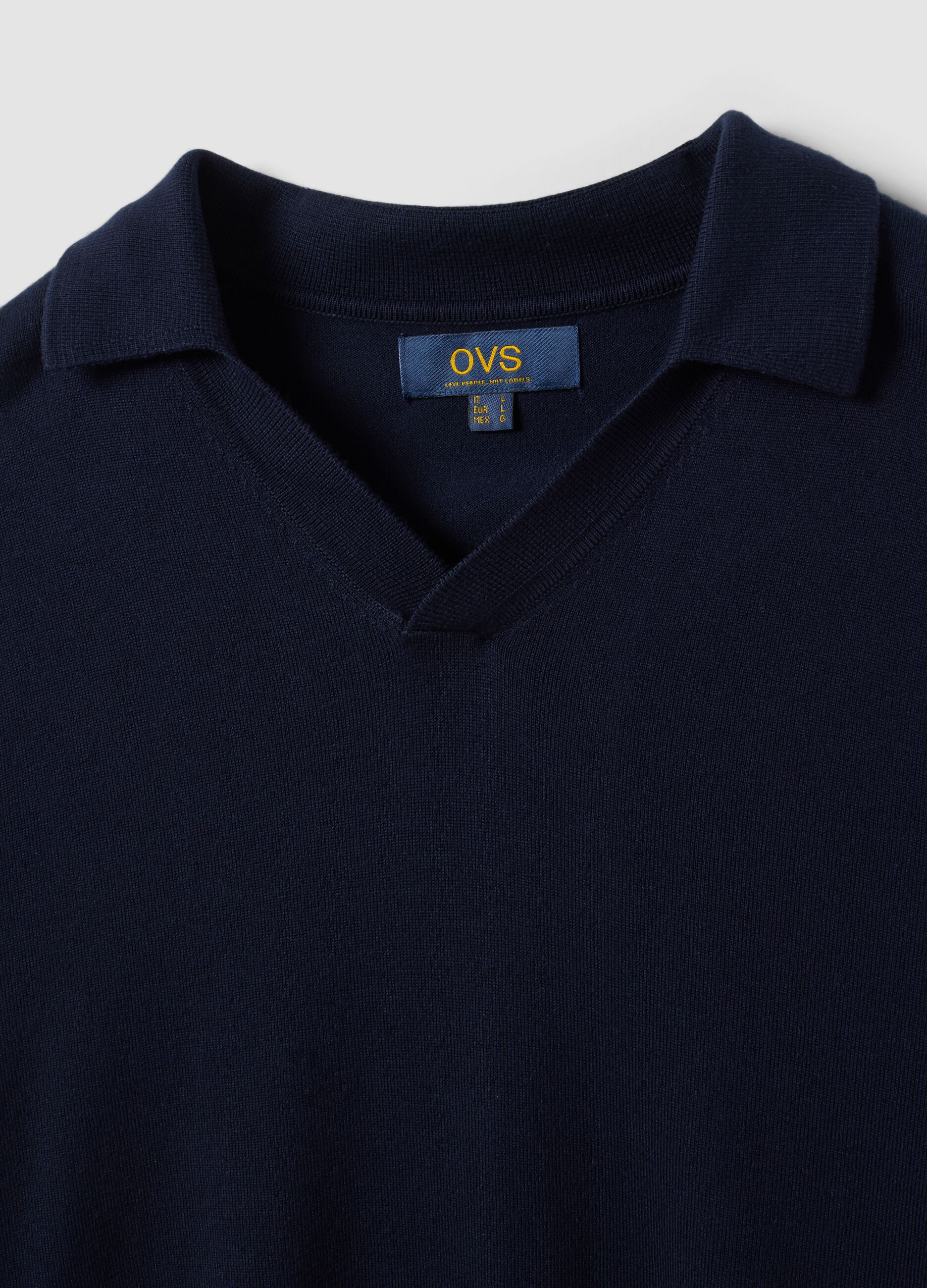 Blue viscose-blend polo with V-neck and collar, regular fit