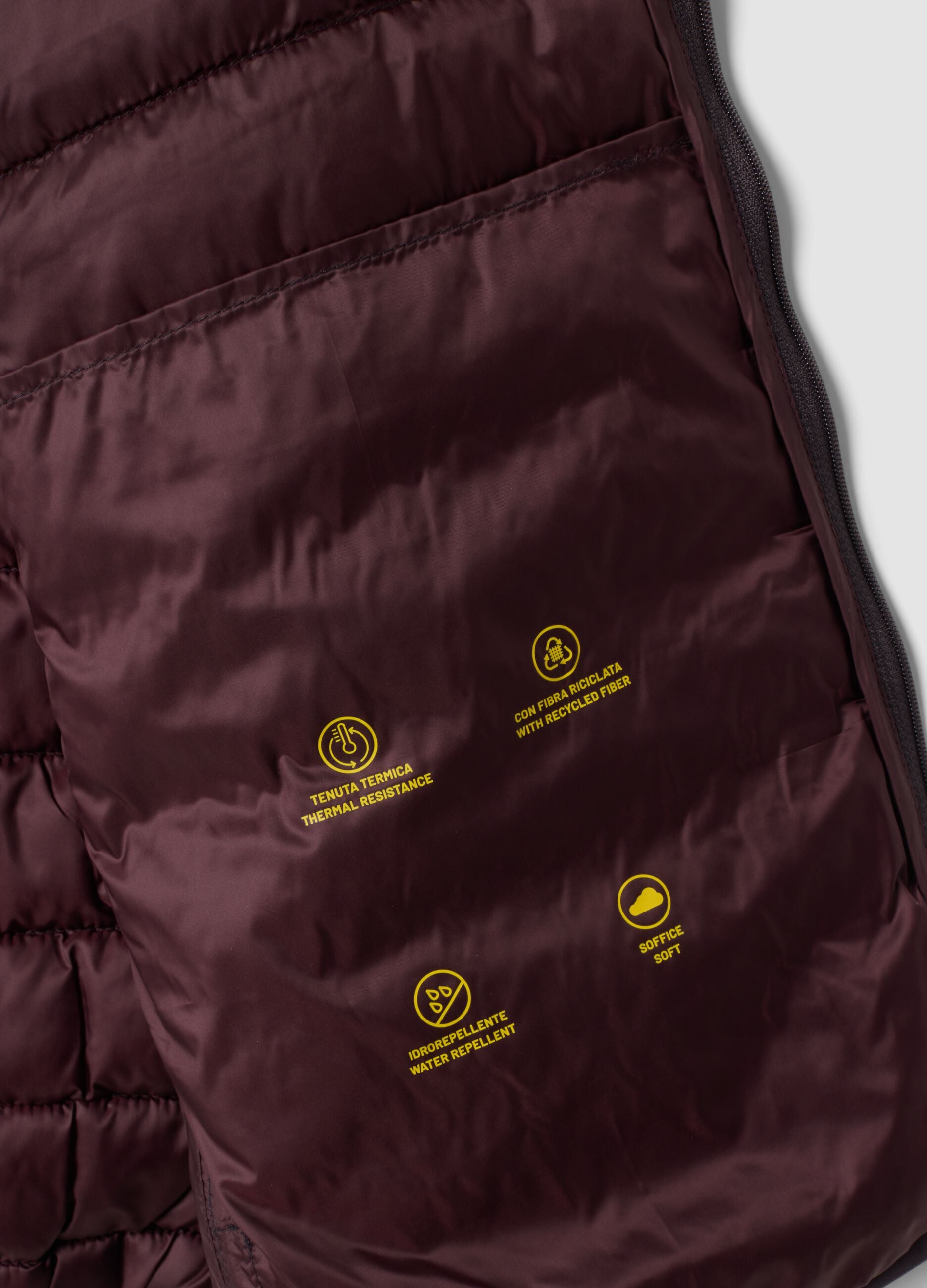 Red ultralight padded gilet with zip
