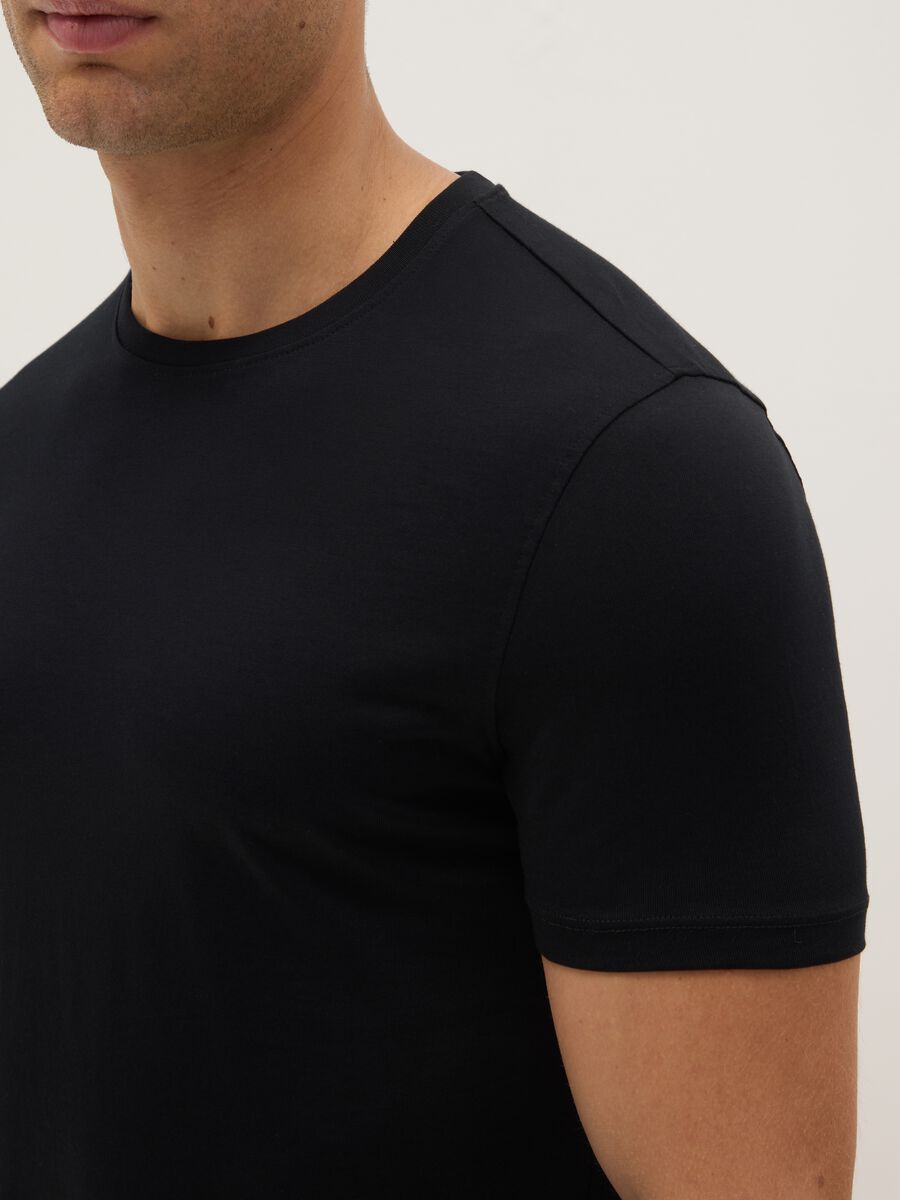Black pure cotton regular fit T-shirt_3