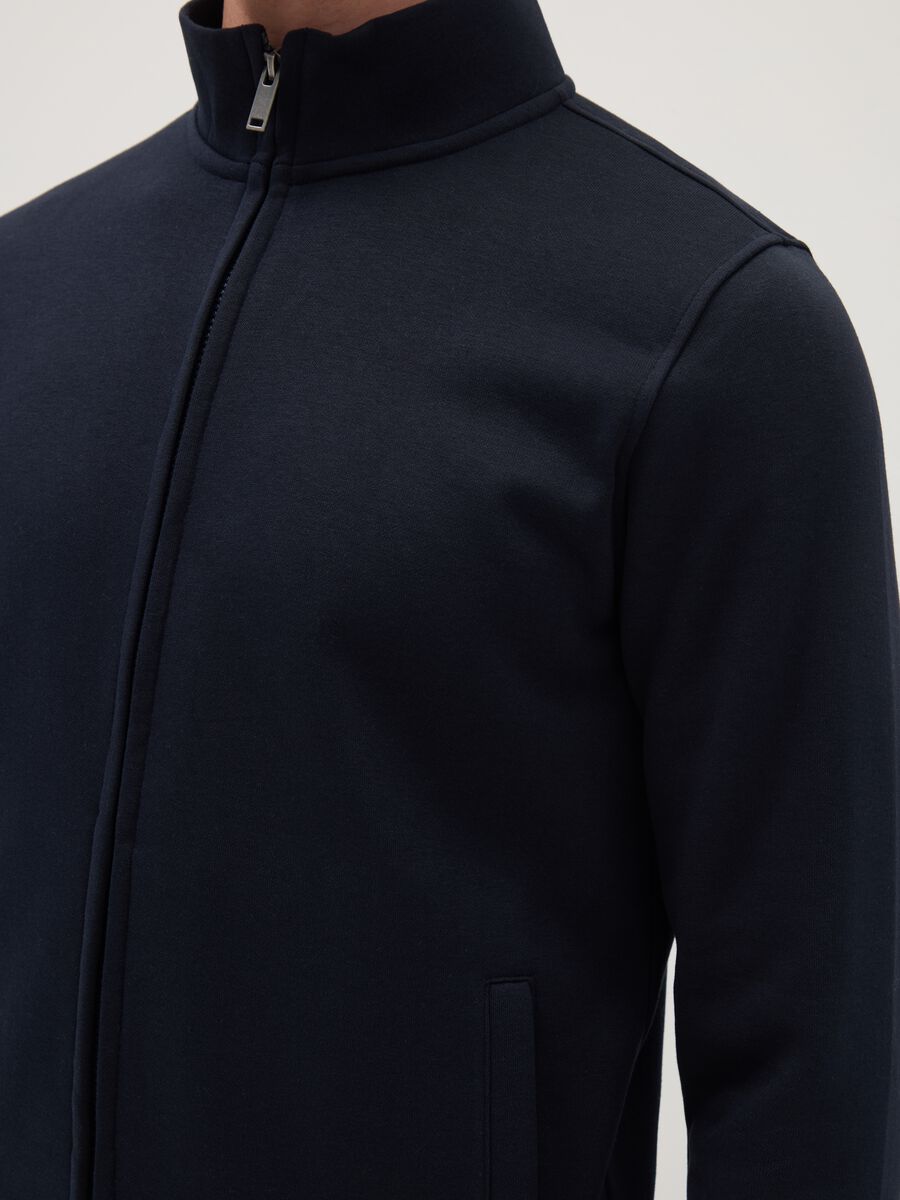 &Mu;&pi;&lambda;&epsilon; &phi;&omicron;ύ&tau;&epsilon;&rho; &alpha;&pi;ό &mu;ί&gamma;&mu;&alpha; &beta;&alpha;&mu;&beta;&alpha;&kappa;&iota;&omicron;ύ, &kappa;&alpha;&nu;&omicron;&nu;&iota;&kappa;ή &epsilon;&phi;&alpha;&rho;&mu;&omicron;&gamma;ή &mu;&epsilon; &pi;&lambda;ή&rho;&epsilon;&sigmaf; &phi;&epsilon;&rho;&mu;&omicron;&upsilon;ά&rho;_3