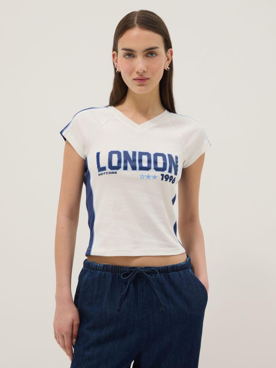 Wei&szlig;e Slim Fit V-Ausschnitt T-Shirt aus reiner Baumwolle mit Druck_1