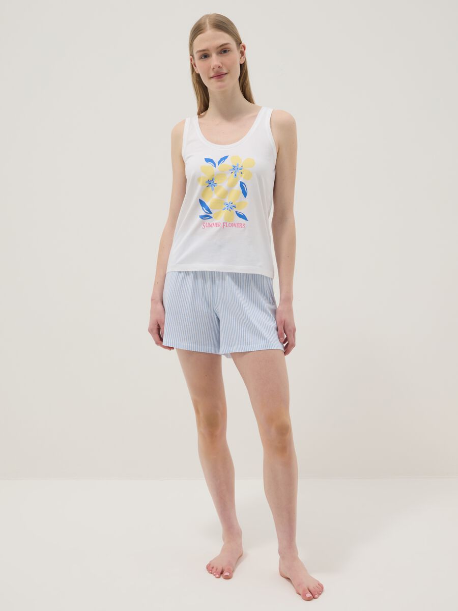 Weisses Pyjama-Top aus reiner Bio-Baumwolle, Regular Fit, mit Blumenprint_0