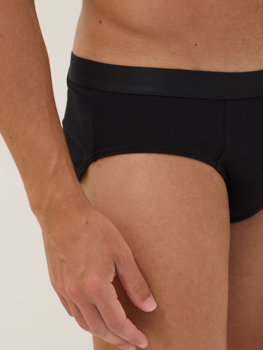 Tripack di slip neri in cotone organico_3