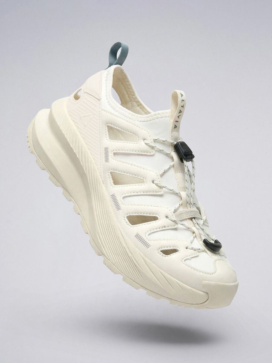 Zapatillas Flow-Unbound ALTAVIA CON DEBORAH COMPAGNONI_1