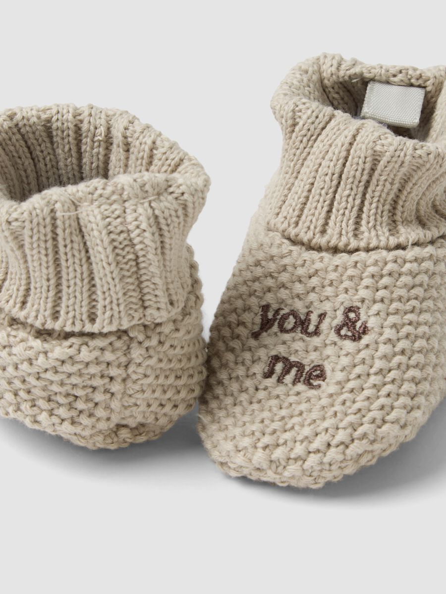 Grey pure cotton knitted booties with turn-up cuff_2