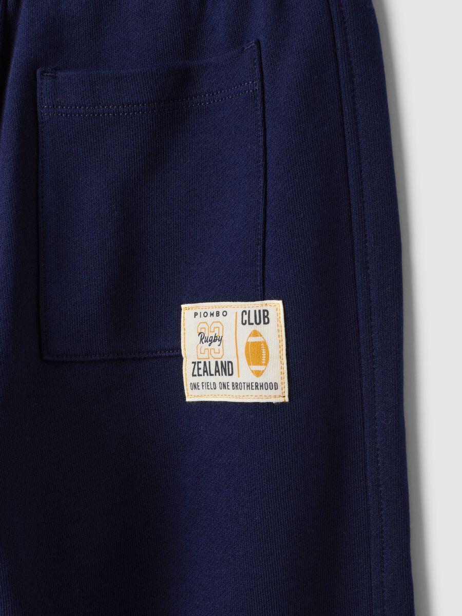 Blue pure cotton joggers with elasticated waist for boys_3