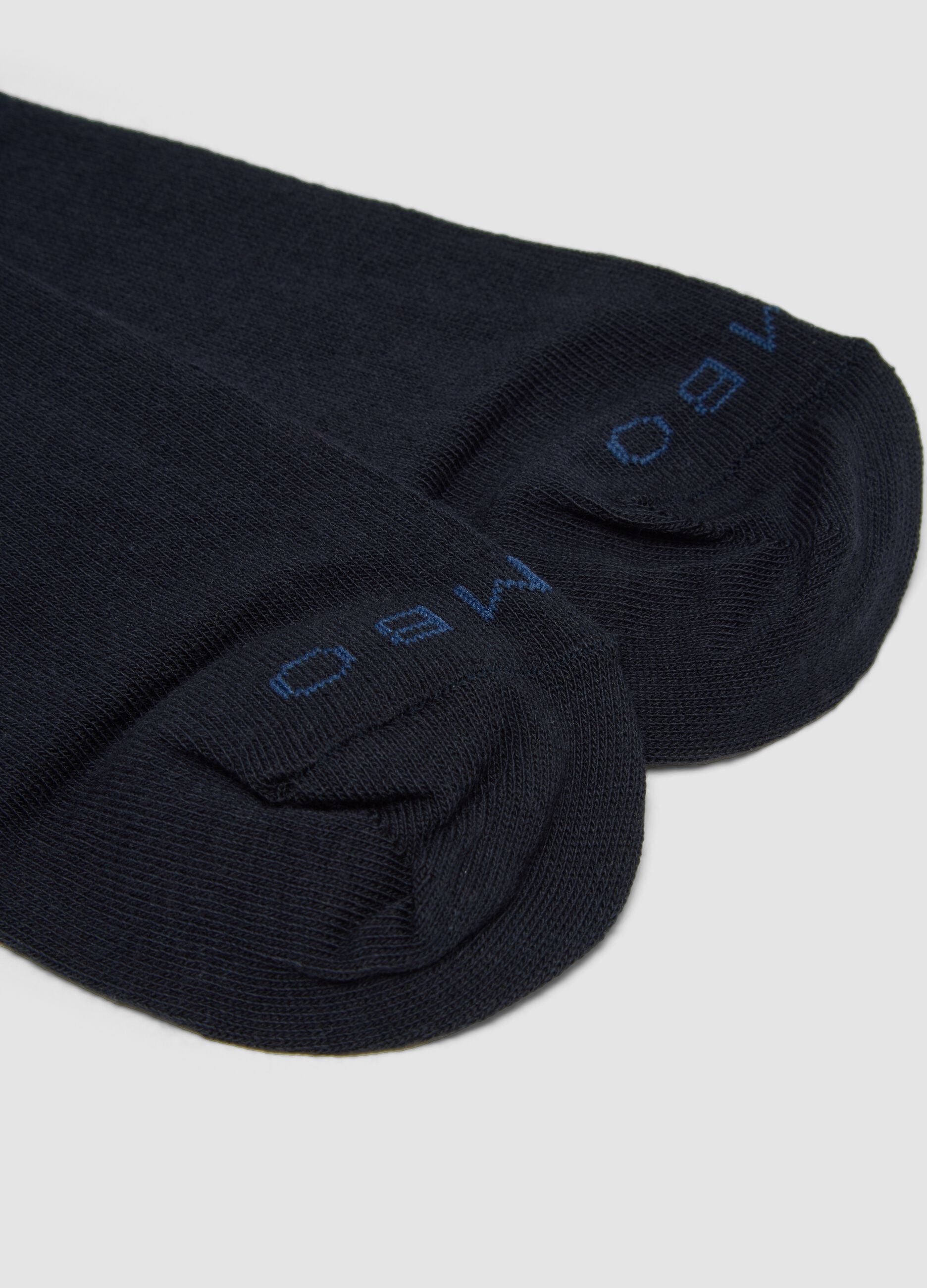 Two-pack of navy and dark blue stretch cotton socks