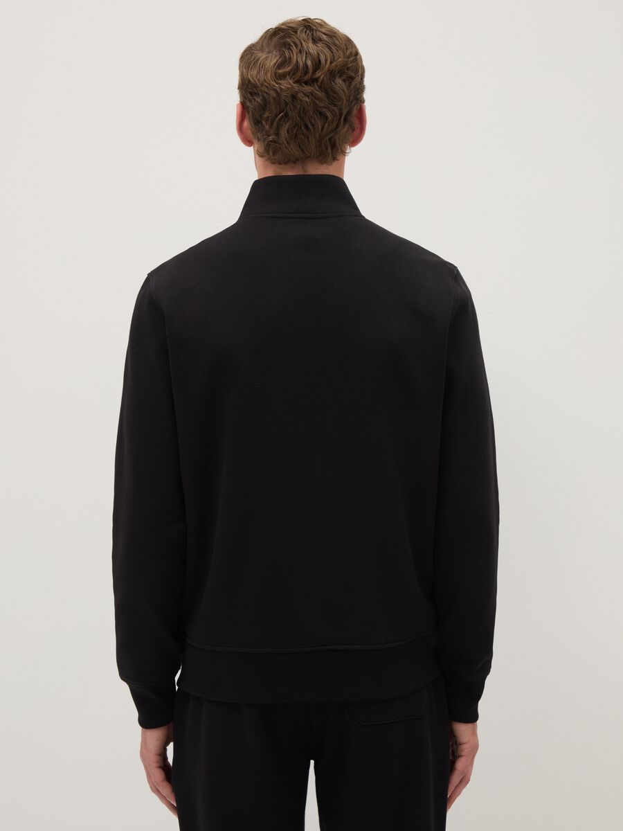 &Mu;&alpha;ύ&rho;&omicron; &phi;&omicron;ύ&tau;&epsilon;&rho; regular fit &alpha;&pi;ό &mu;&epsilon;ί&gamma;&mu;&alpha; &beta;&alpha;&mu;&beta;&alpha;&kappa;&iota;&omicron;ύ &mu;&epsilon; &pi;&lambda;ή&rho;&epsilon;&sigmaf; &phi;&epsilon;&rho;&mu;&omicron;&upsilon;ά&rho;_2