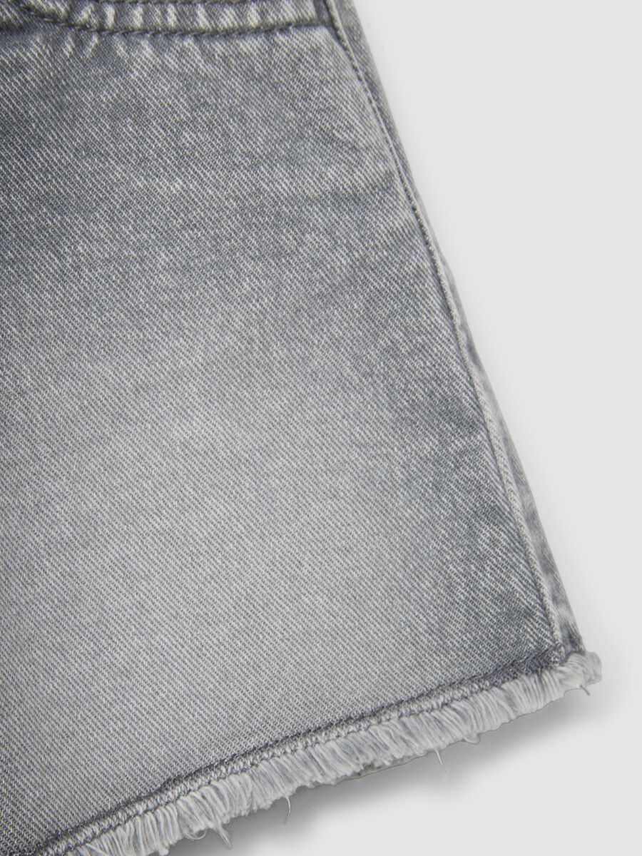 Graue Denim-Shorts aus reiner Baumwolle f&uuml;r M&auml;dchen, Regular Fit_3
