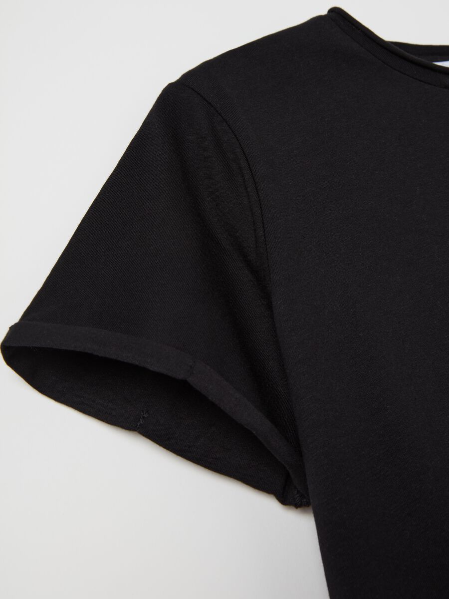 Cotton T-shirt with round neck_5