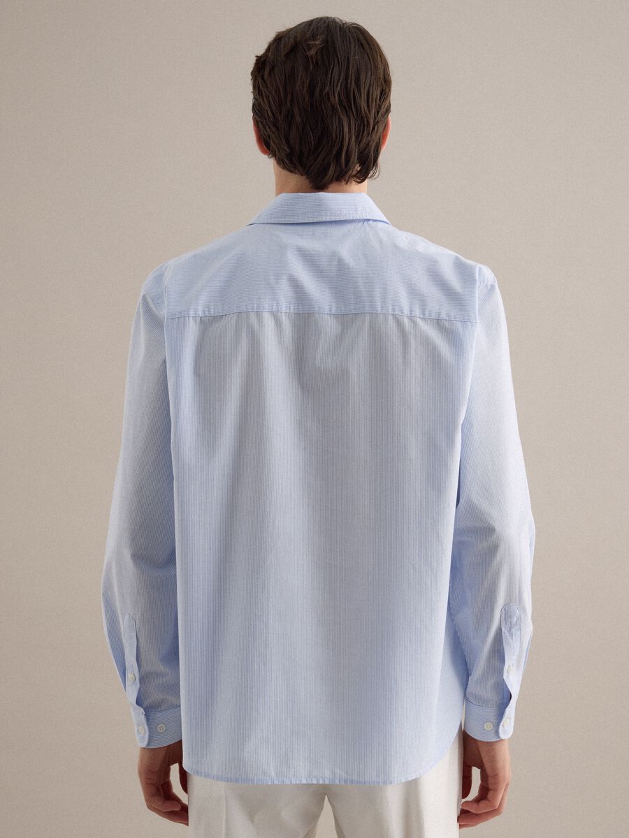 &Kappa;&omicron;&nu;&tau;&omicron;&mu;ά&nu;&iota;&kappa;&omicron; &pi;&omicron;&upsilon;&kappa;ά&mu;&iota;&sigma;&omicron; &alpha;&pi;ό &kappa;&alpha;&theta;&alpha;&rho;ό &beta;&alpha;&mu;&beta;ά&kappa;&iota; &mu;&epsilon; &pi;&omicron;&lambda;ύ&chi;&rho;&omega;&mu;&epsilon;&sigmaf; &rho;ί&gamma;&epsilon;&sigmaf;, &kappa;&alpha;&nu;&omicron;&nu;&iota;&kappa;ή &epsilon;&phi;&alpha;&rho;&mu;&omicron;&gamma;ή_3