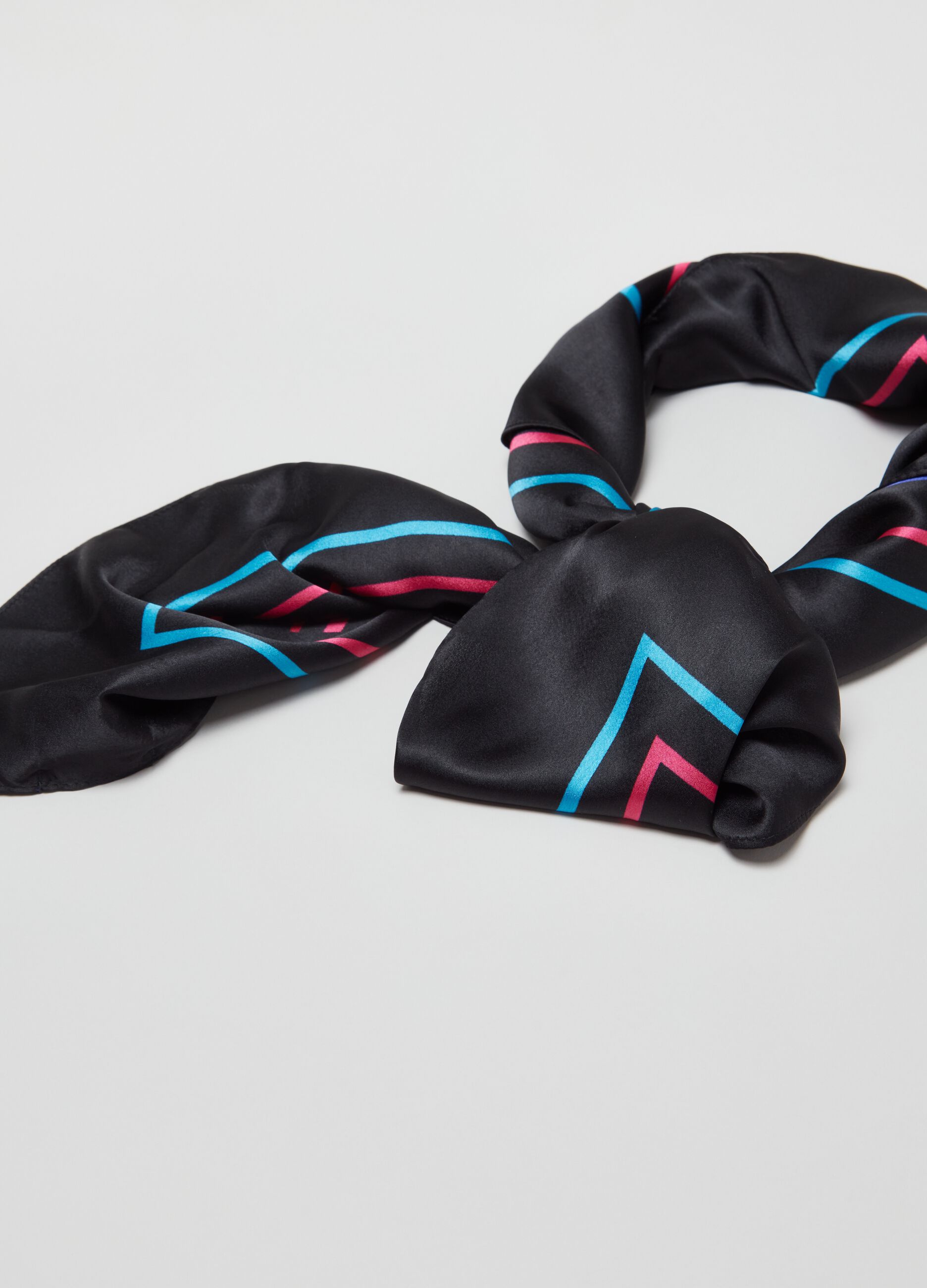 Multicoloured striped scarf_2