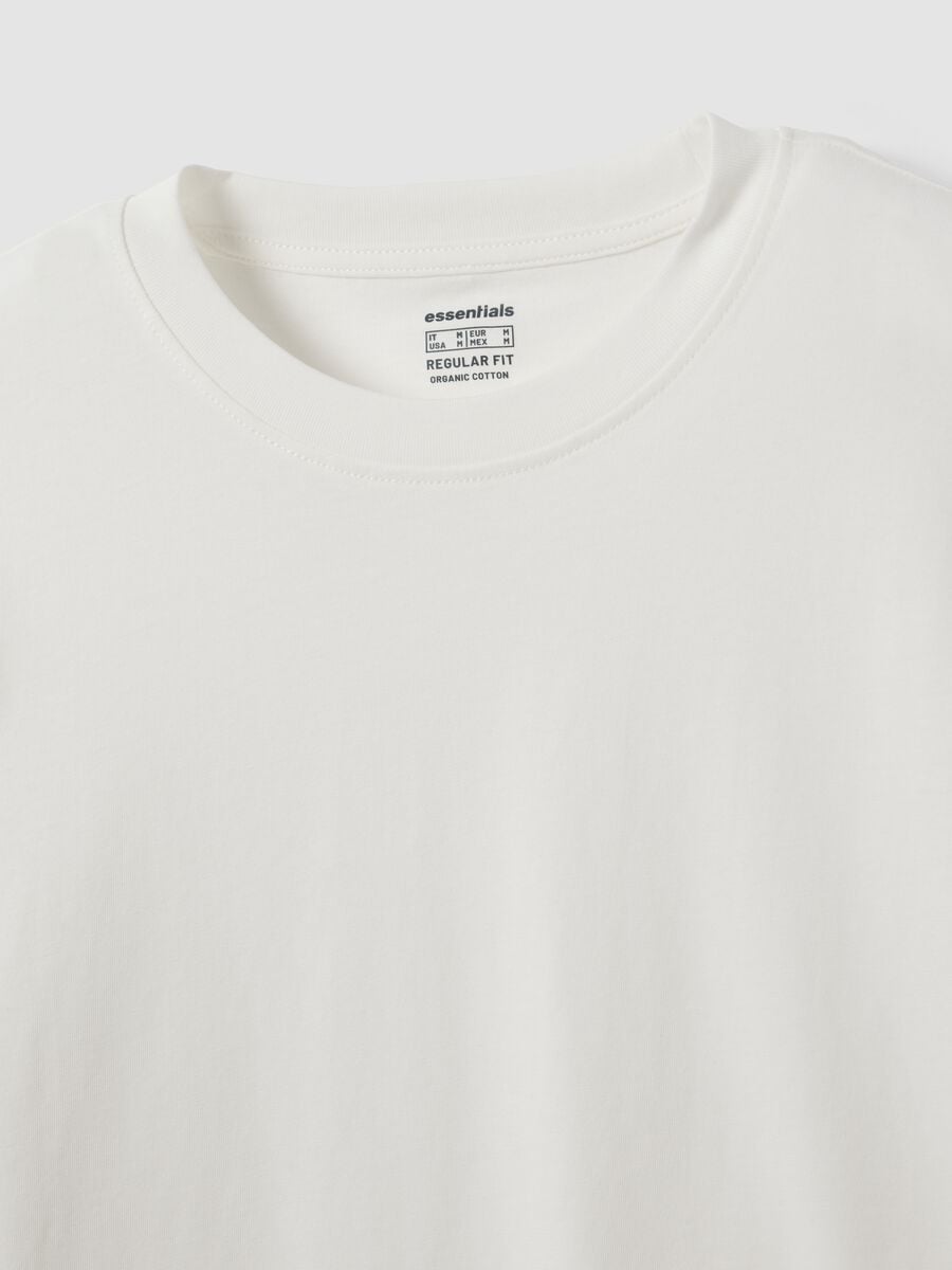 White long-sleeved crew-neck T-shirt in pure organic cotton_5