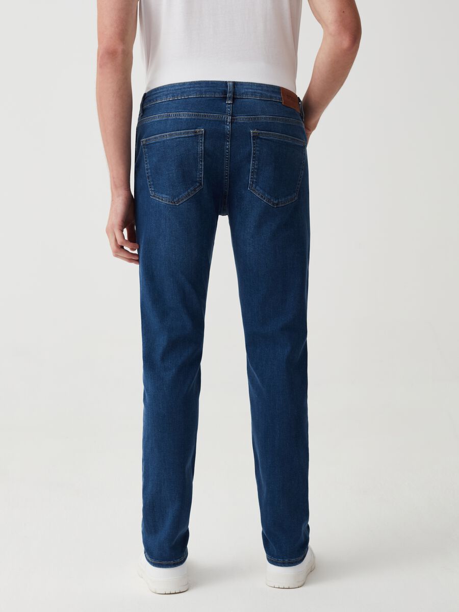 Slim-fit stretch jeans with five pockets_2