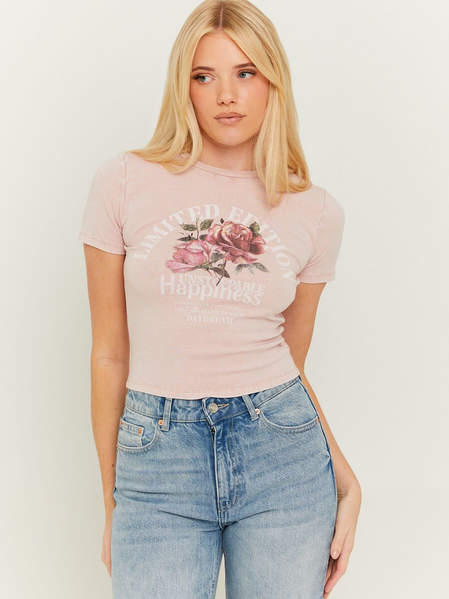 Cropped T-shirt with graphic print_0