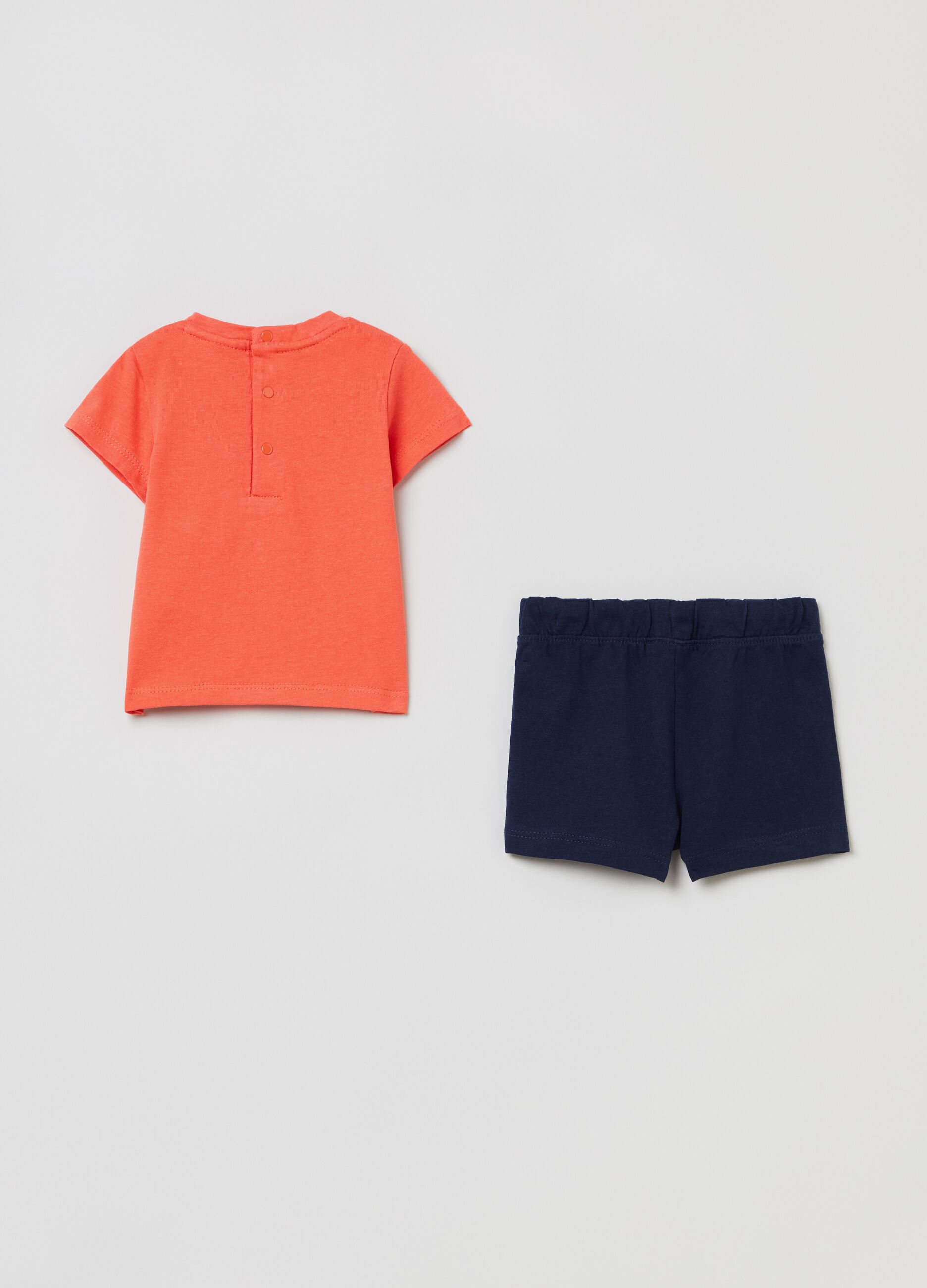 T-shirt and shorts set with print