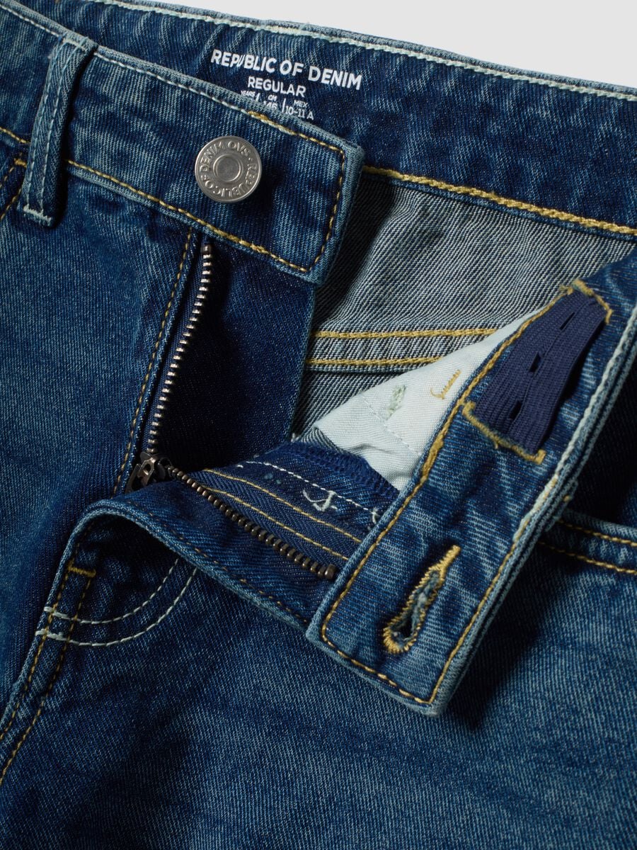 Blue pure cotton regular-fit jeans for boys_1