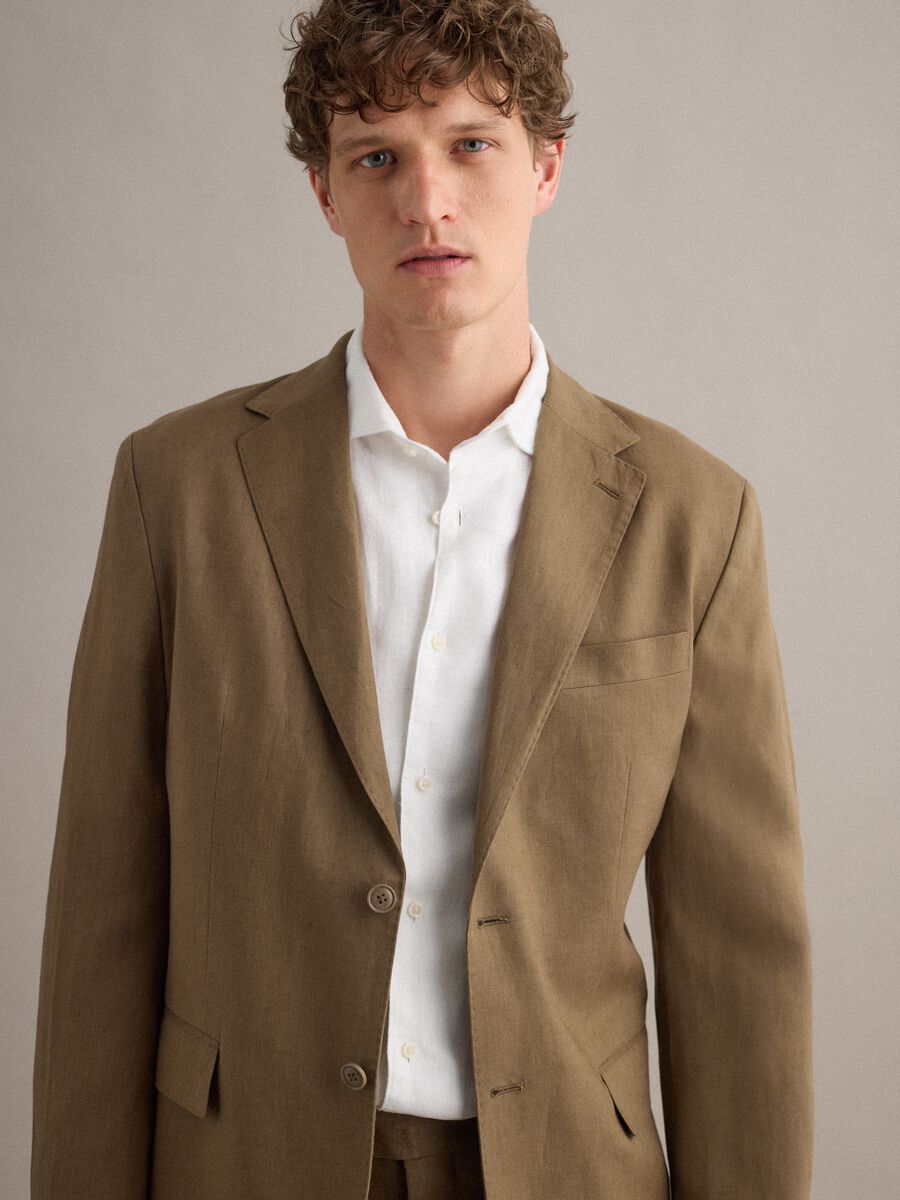 Blazer castanho de linho puro corte regular_2
