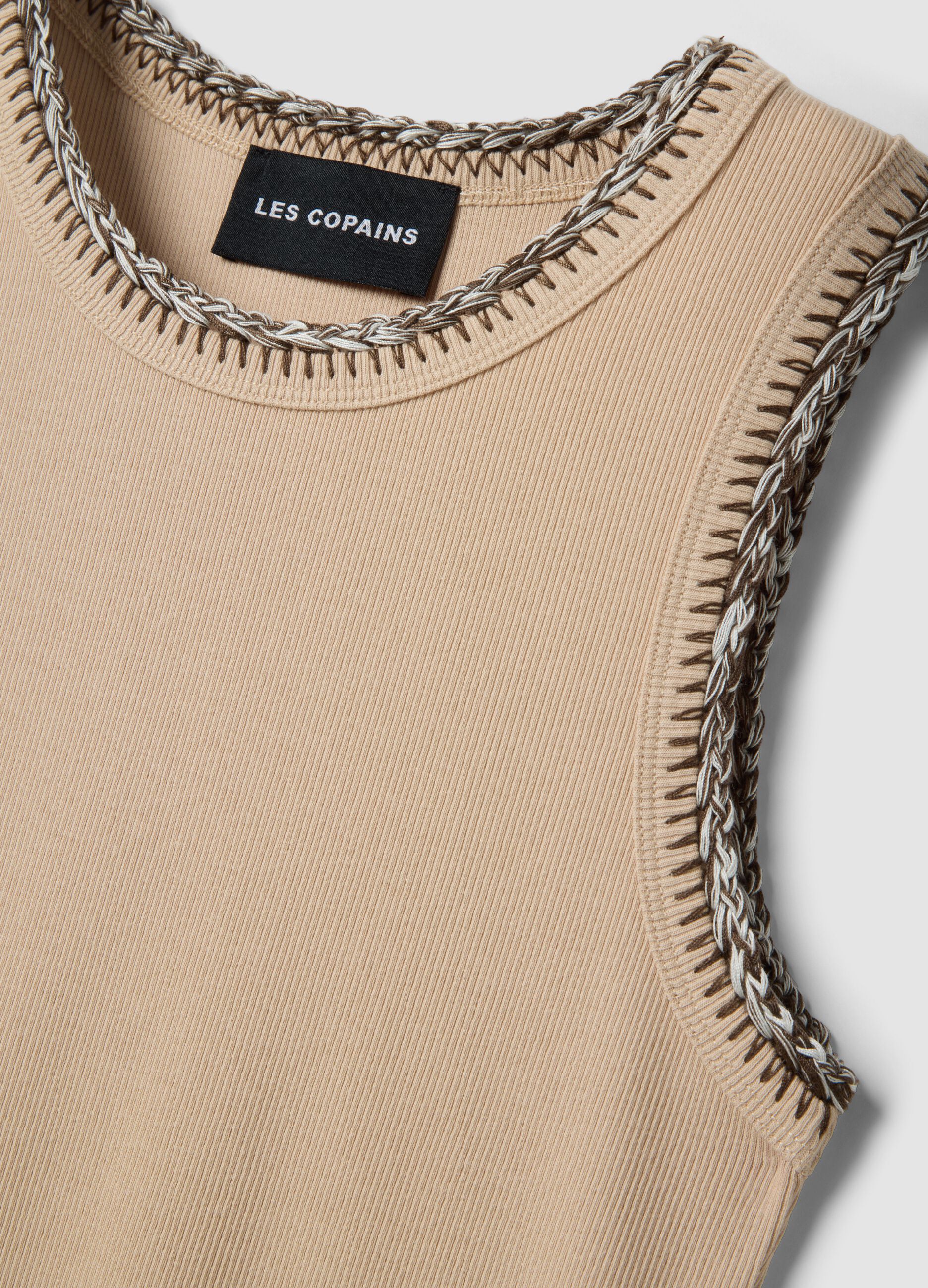 Beige Stretch-Baumwoll-Tanktop im Regular Fit mit bestickten Kanten