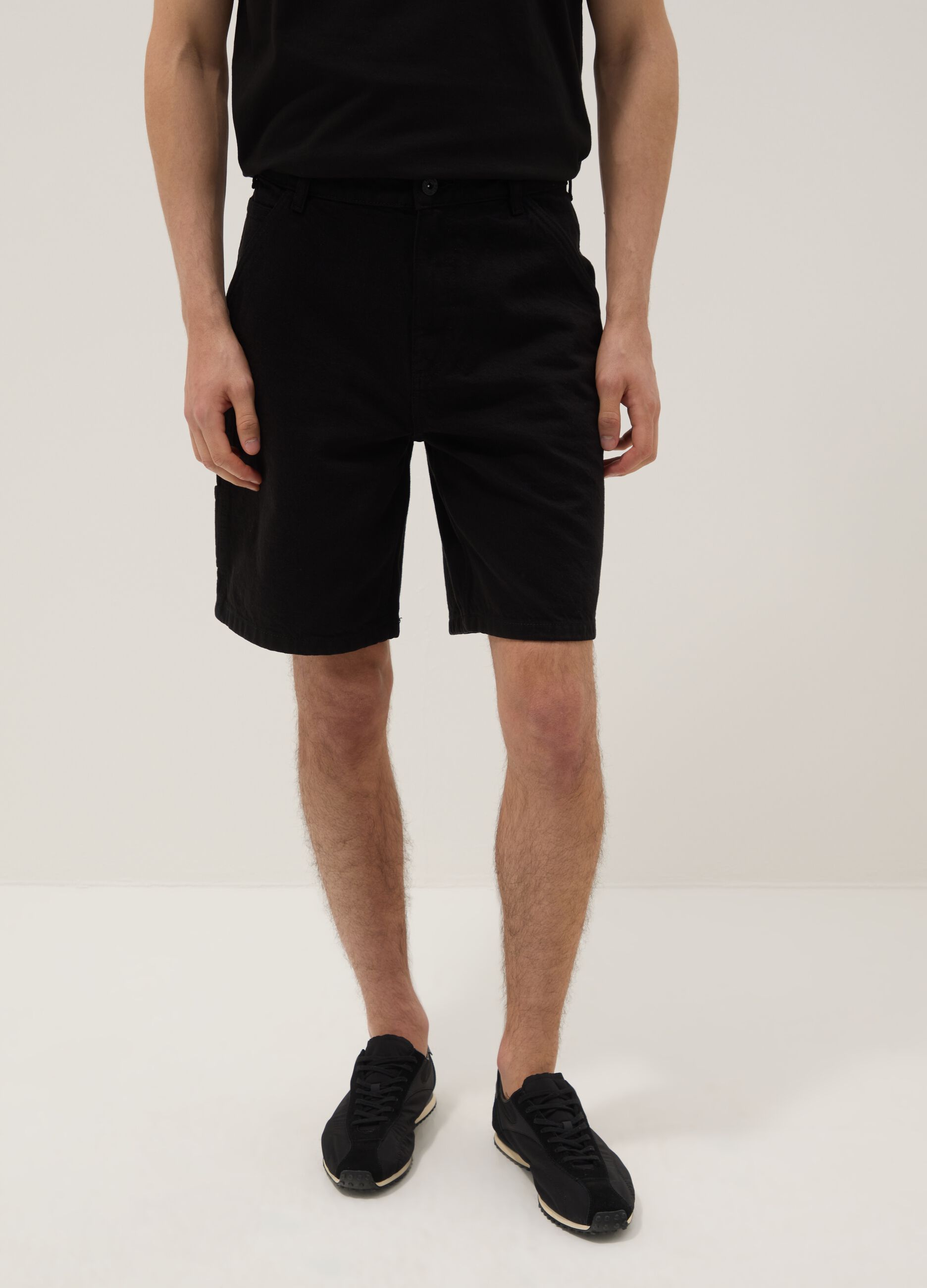 Schwarze Cargo-Bermudas aus reiner Baumwolle