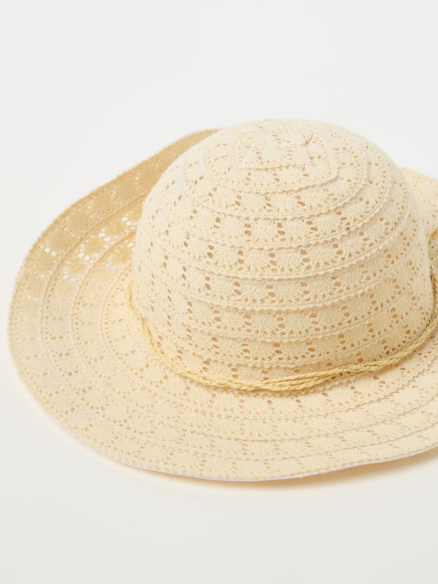 Sombrero con diseño calado_2