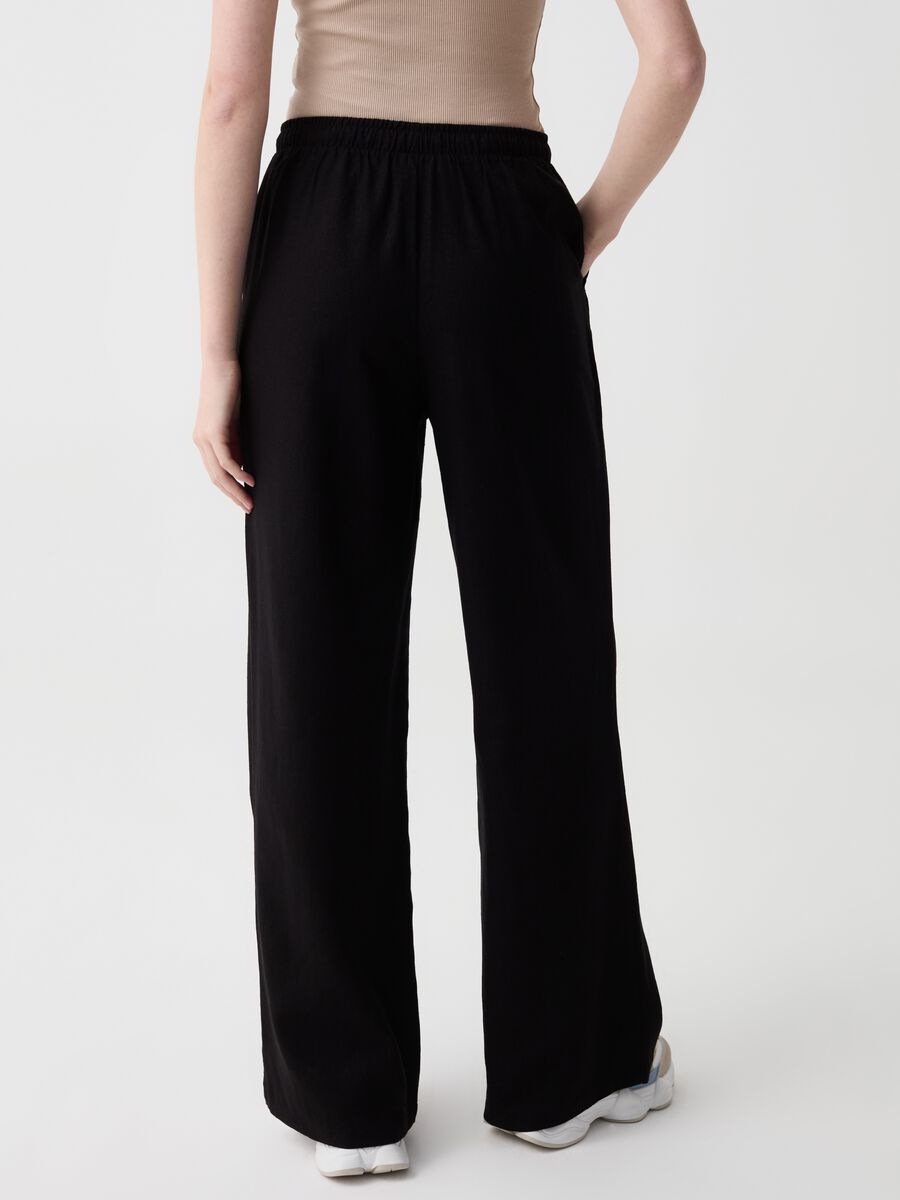 Relaxed-fit trousers in linen and viscose_2