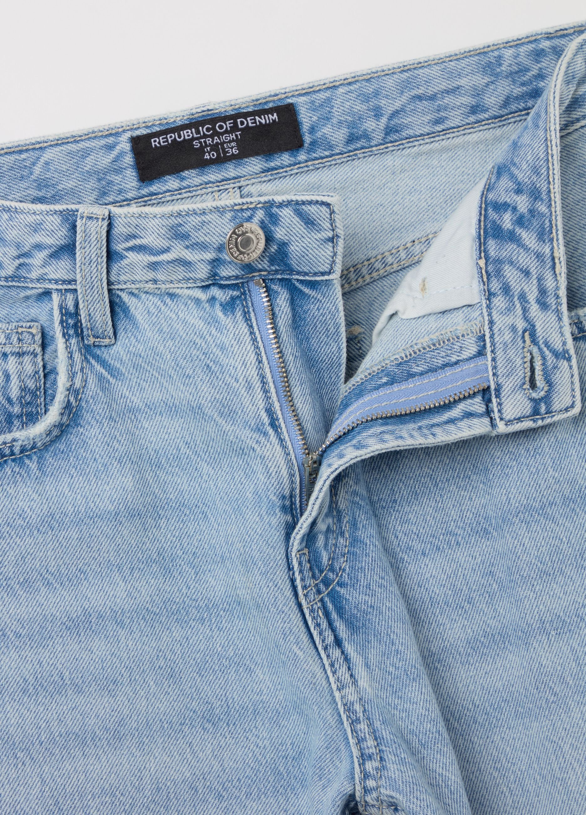 Five-pocket,straight-fit jeans