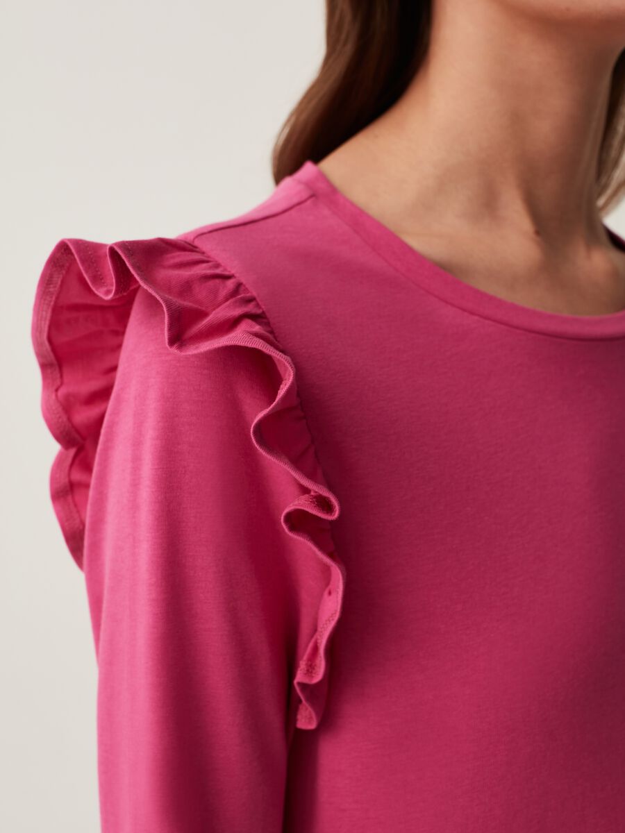 T-shirt with elbow-length sleeves and frill_3