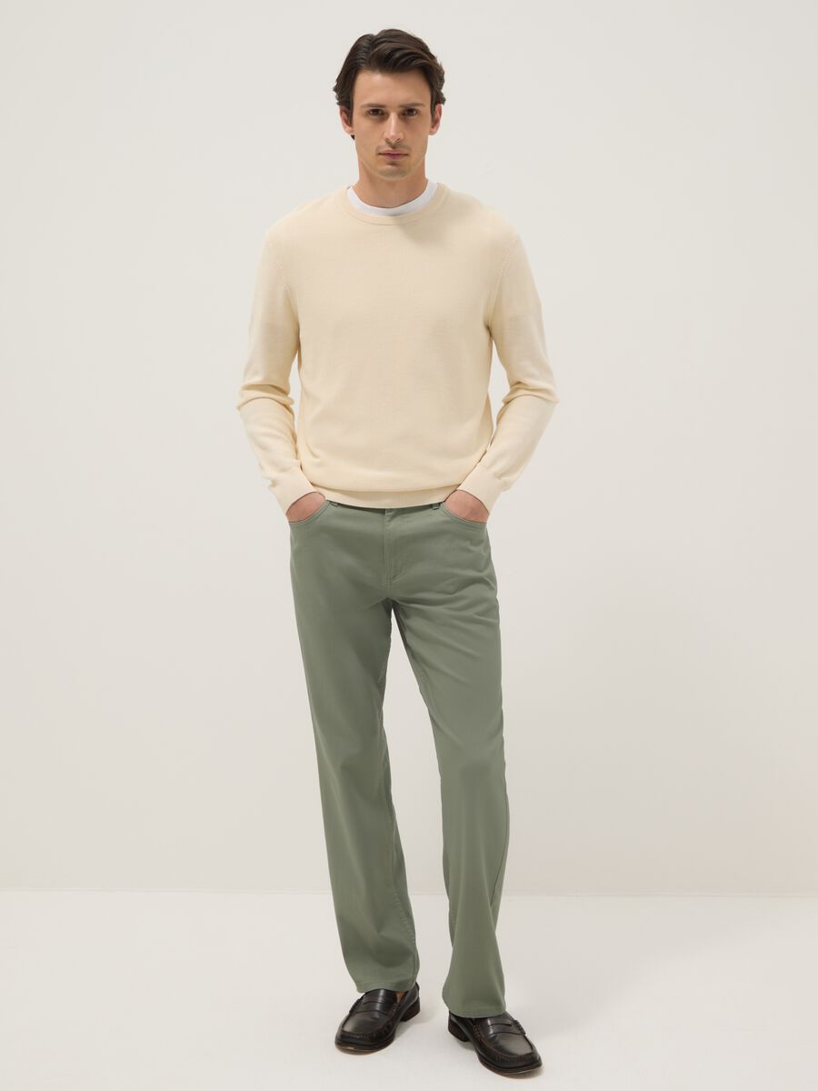 Regular fit green stretch cotton trousers_0