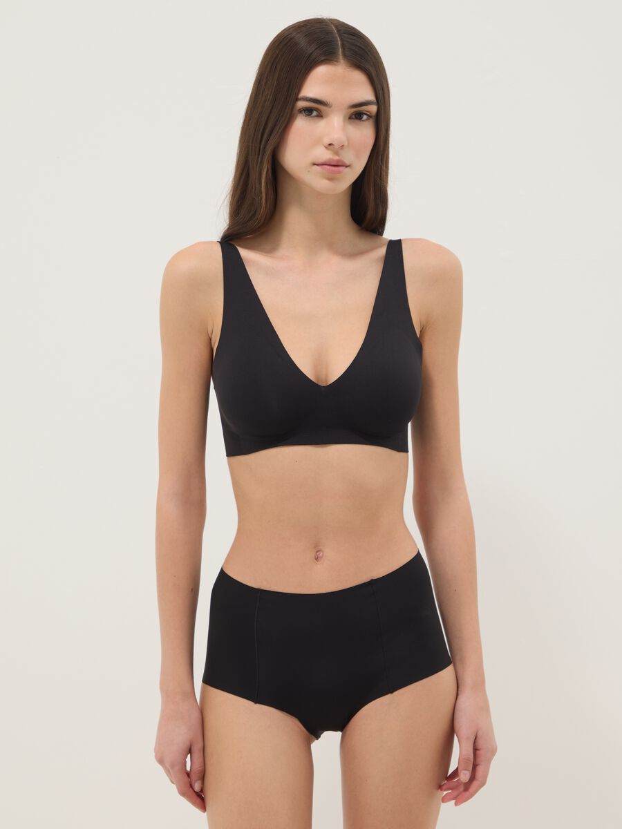 Black bra with removable padding_2