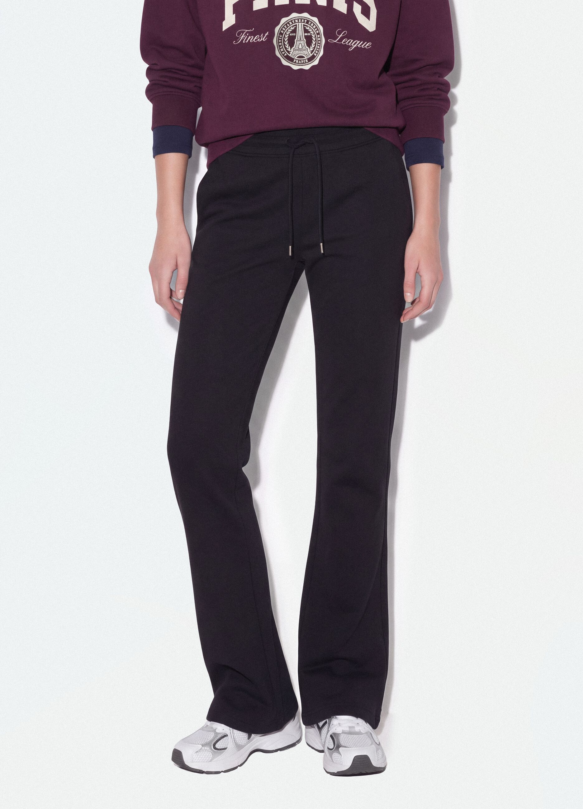 Blaue Flare-Jogger aus elastischer Bio-Baumwolle