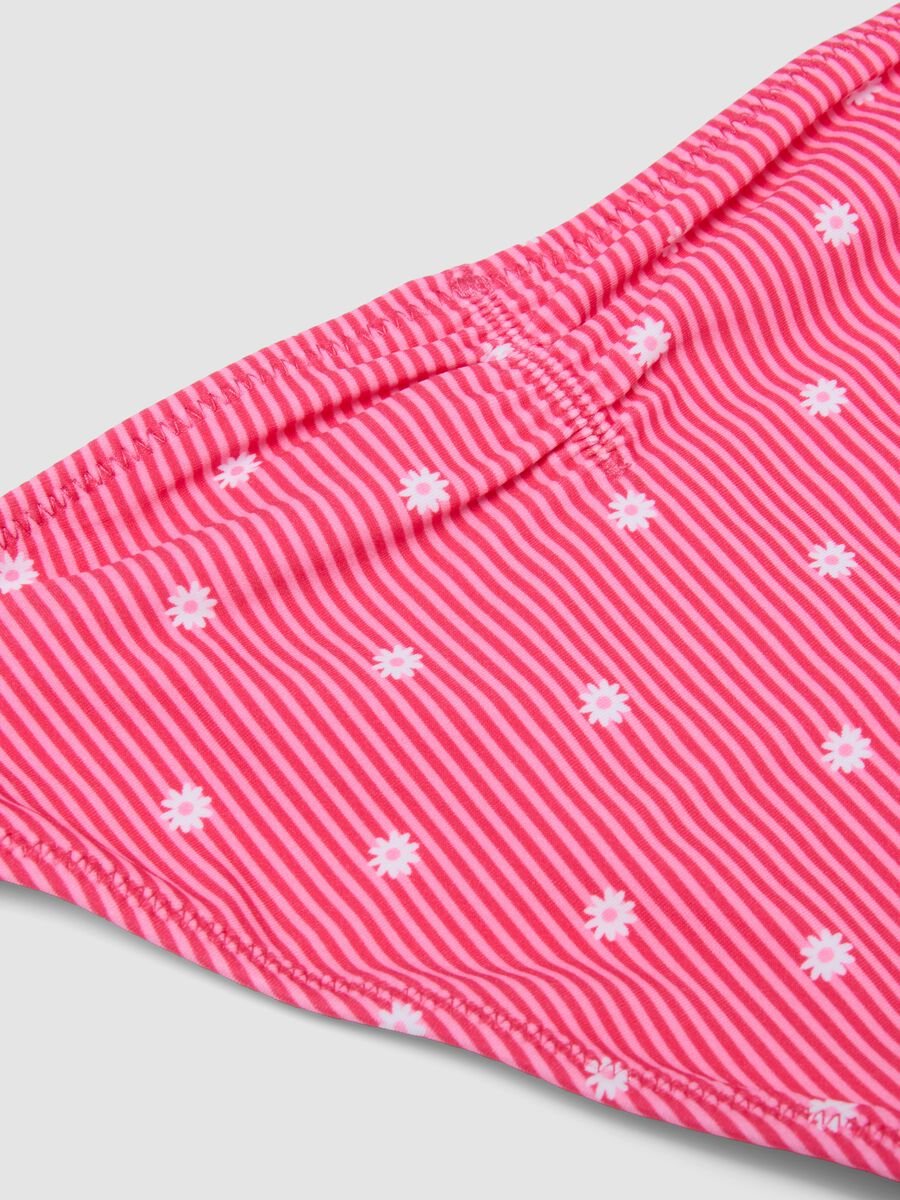 Pink striped stretch bikini with contrast flowers_3