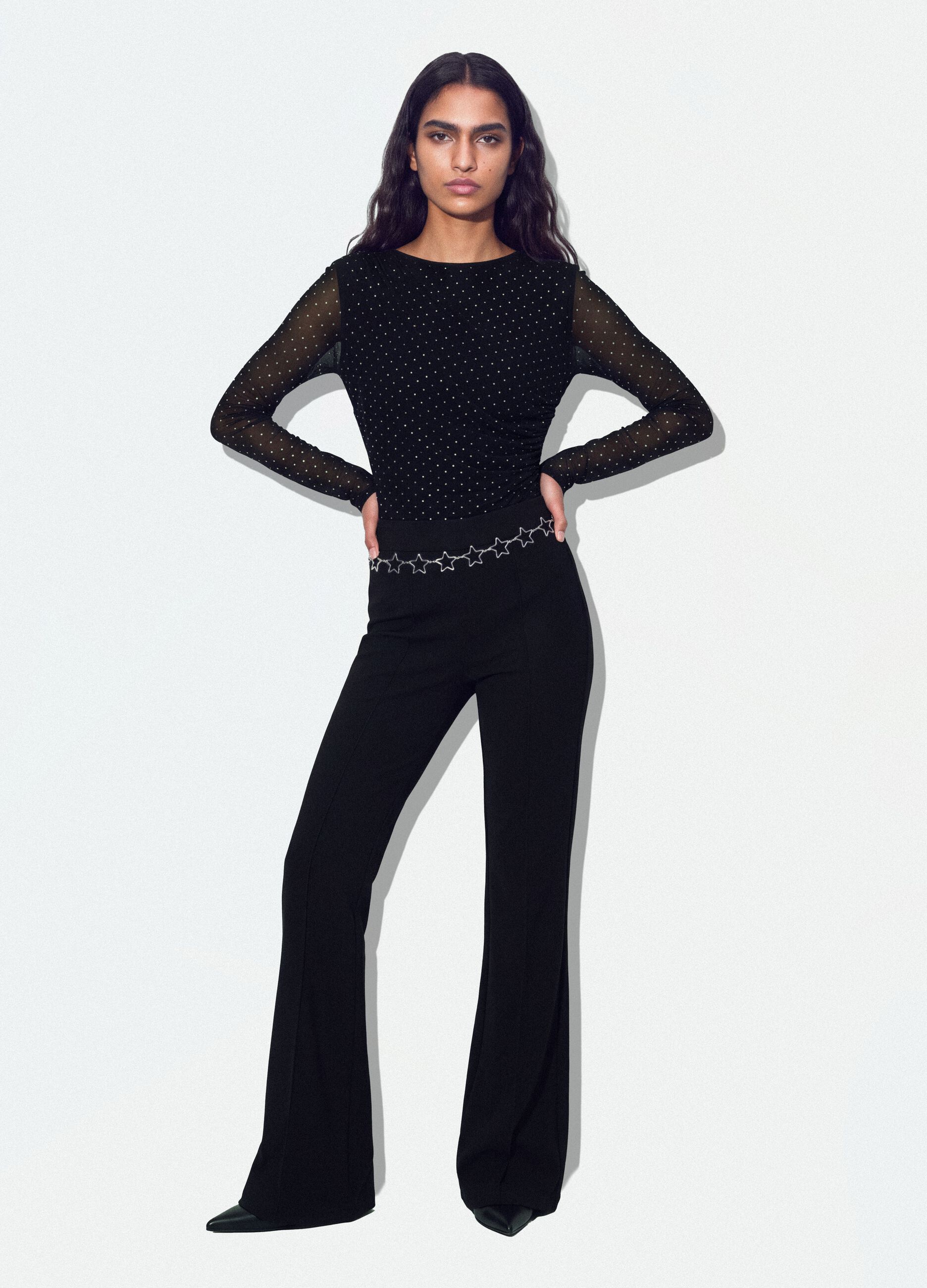 Pantaloni neri flare in modal elasticizzato