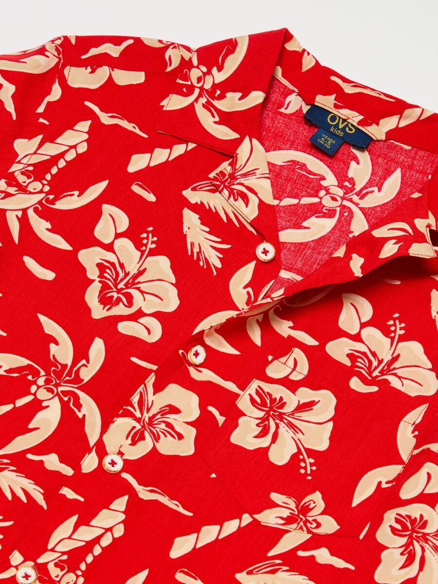 Short-sleeved shirt with tropical flowers print_2