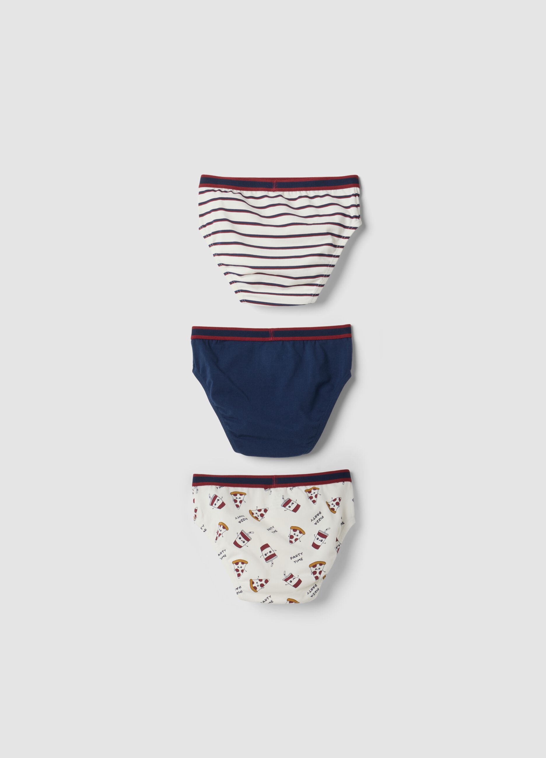 3-pack of blue and white organic stretch cotton briefs with print