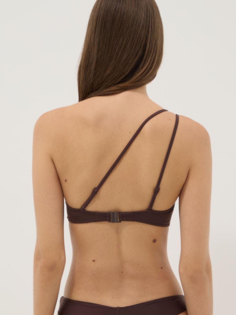 Braunes elastisches Bikini-Top mit Tr&auml;gern_2