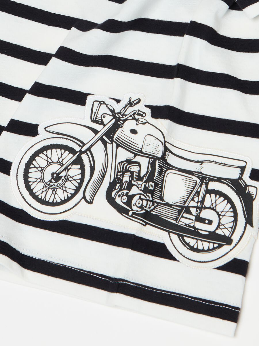 Striped cotton T-shirt with patches_2