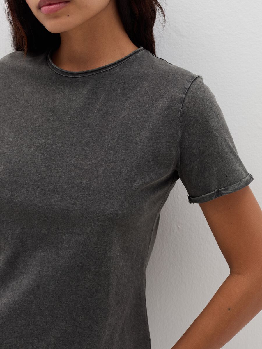 Cotton T-shirt with round neck_3